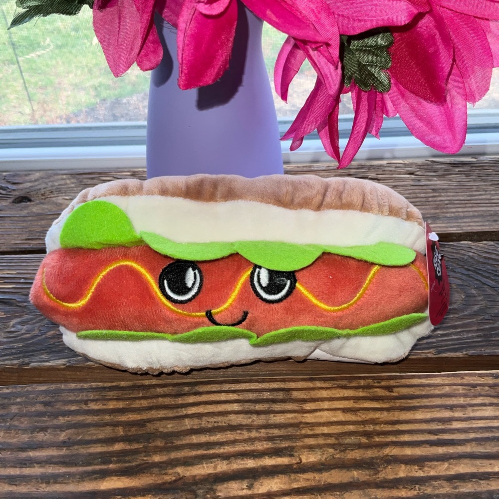 Frisco Hotdog Plush Squeaky Dog Toy - New - Rosie & Rex